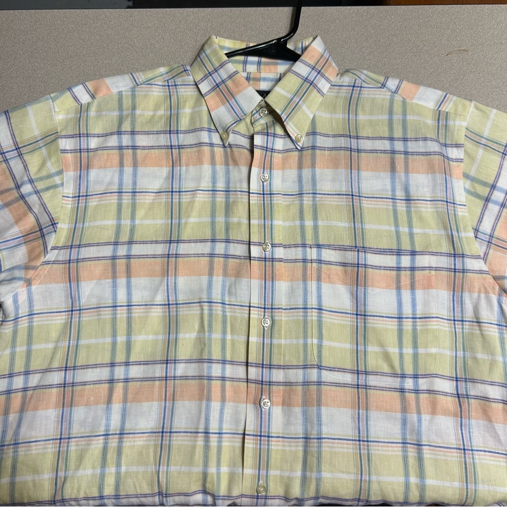 Jos. A. Banks linen plaid button up collared mens medium shirt‎